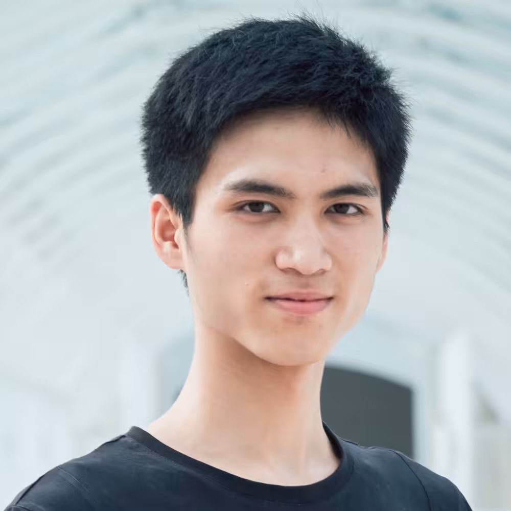 I am Xiangjie. I am wearing a black t-shirt.